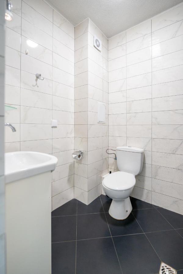 סופיה Cozy Little Apartment In Studentski Grad מראה חיצוני תמונה